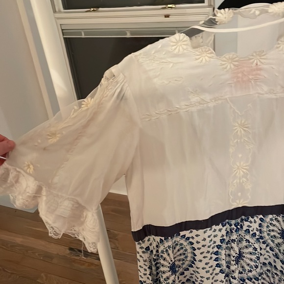 Free People, circa 2008. Adorable Mini Dress. - Picture 3 of 8